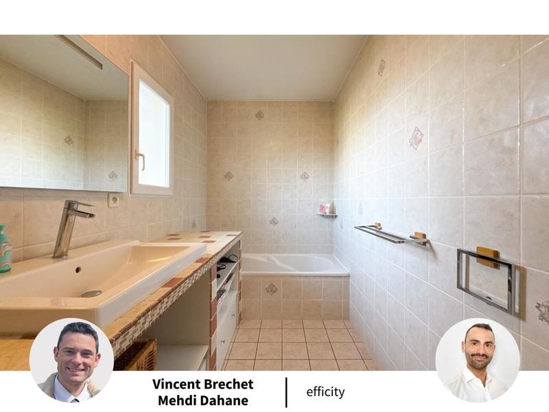 Maison - 180 m² - 6 pièces