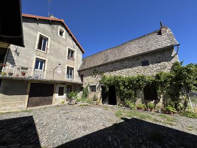 Immeuble - 167 m² - 11 pièces