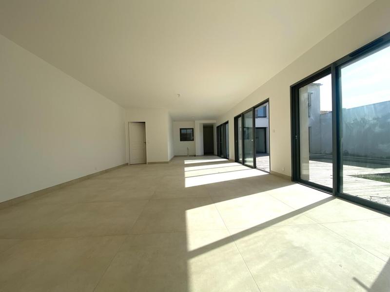 Maison - 170 m² - 6 pièces