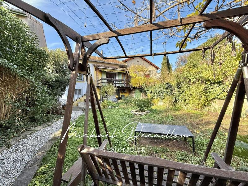 Pavillon - 101 m² - 4 pièces