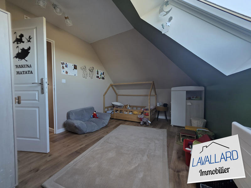 Maison - 140 m² - 6 pièces