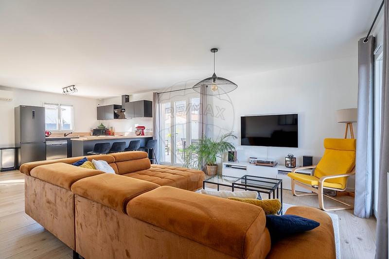 Maison - 91 m² - 4 pièces