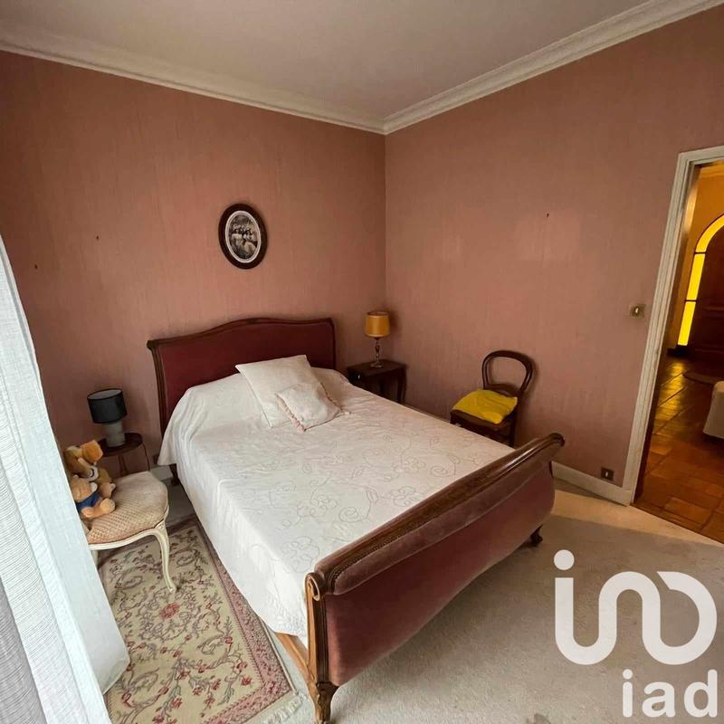 Maison - 250 m² - 7 pièces