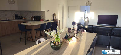 Appartement - 80 m² - 4 pièces