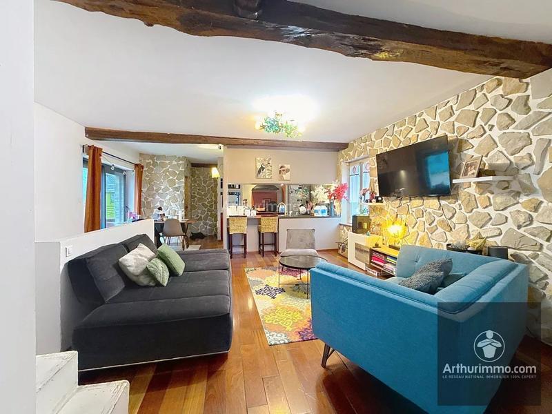 Maison - 163 m² - 7 pièces