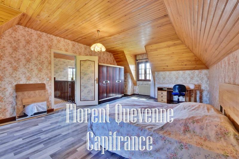 Maison - 228 m² - 8 pièces