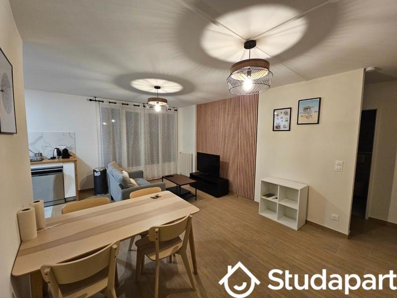 Chambre - 11 m² - 1 pièce