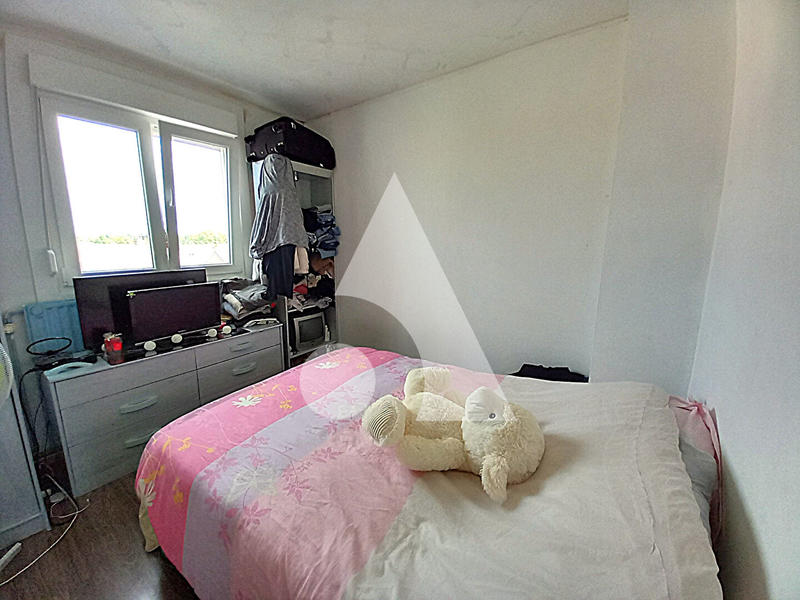 Maison - 79 m² - 7 pièces