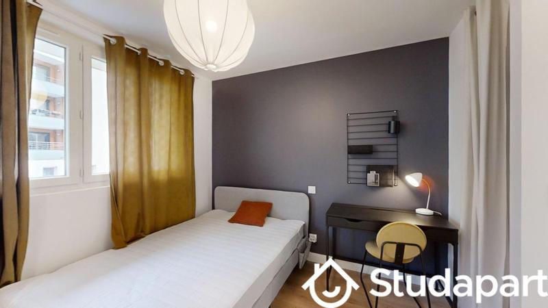 Chambre - 9 m² - 1 pièce