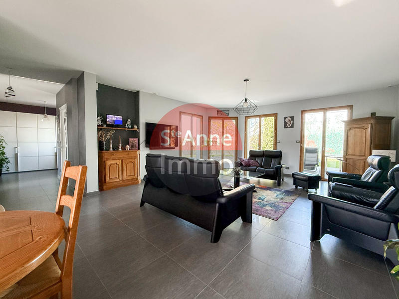 Maison - 160 m² - 6 pièces