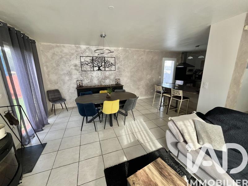 Maison - 80 m² - 4 pièces