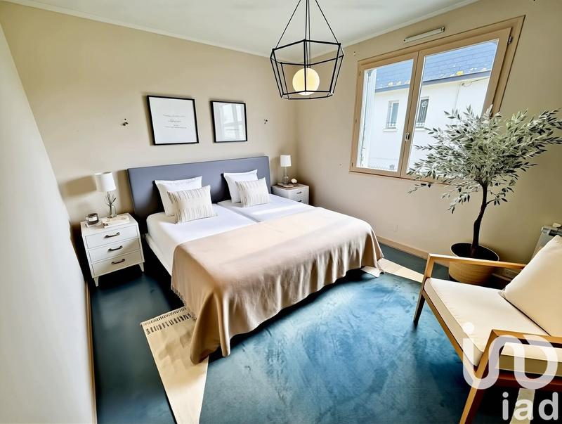 Maison - 170 m² - 8 pièces