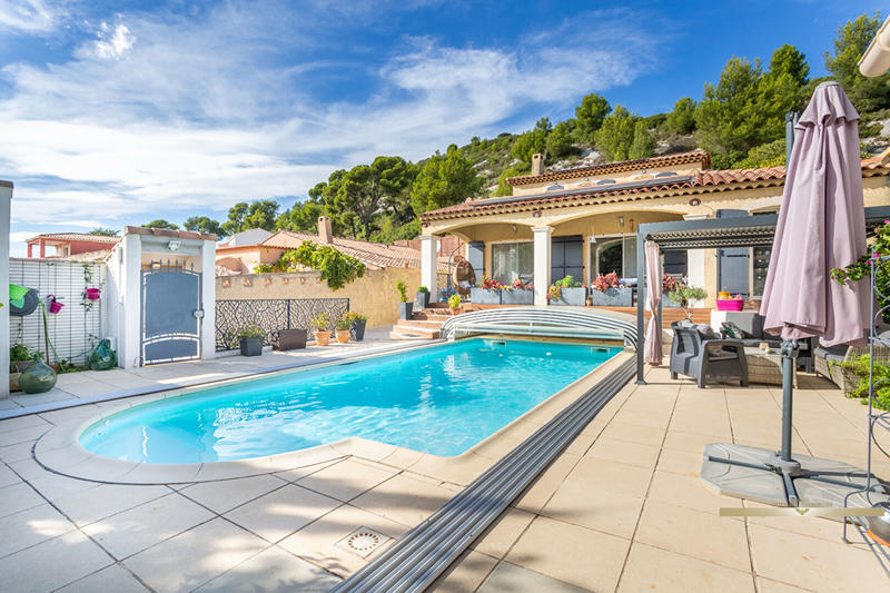 Maison - 180 m² - 7 pièces