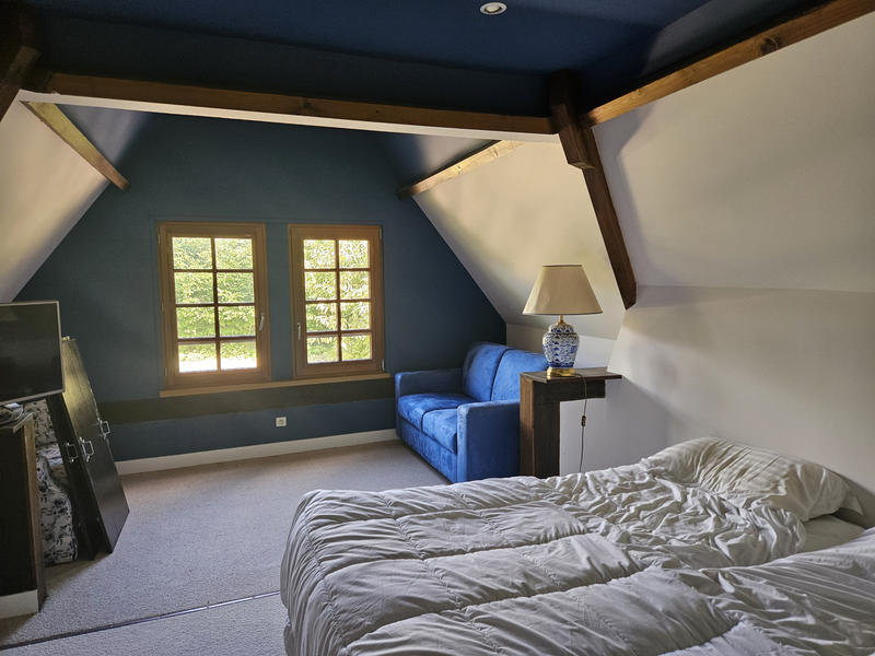 Maison - 260 m² - 8 pièces