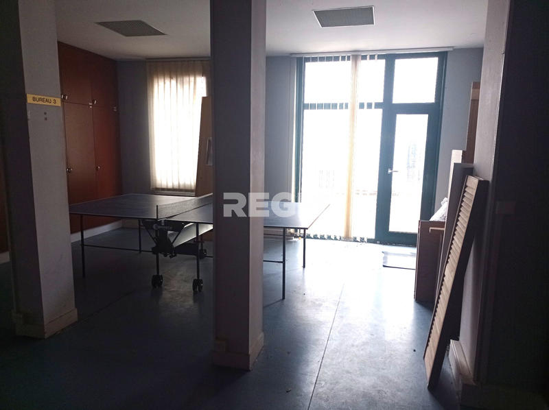 Bureau - 465 m²
