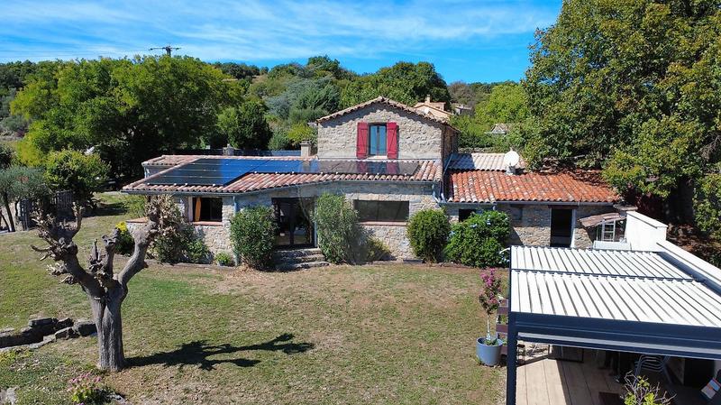 Maison - 142 m² - 7 pièces