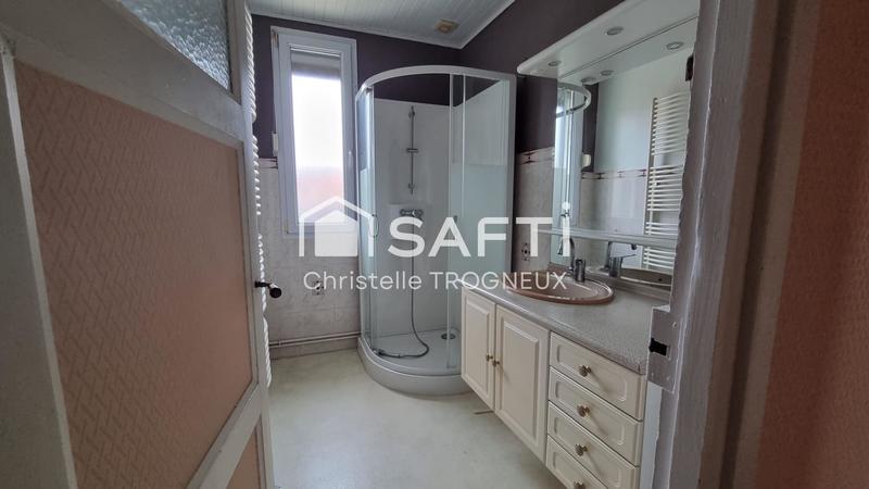 Maison - 140 m² - 5 pièces