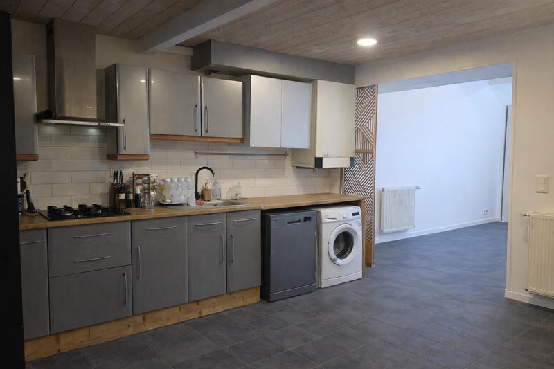 Maison - 80 m² - 4 pièces