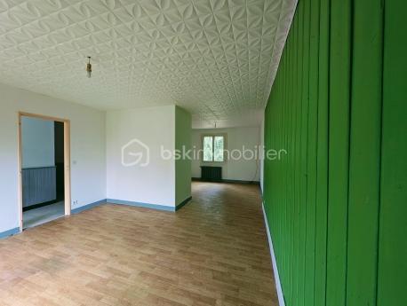 Maison de village - 80 m² - 4 pièces