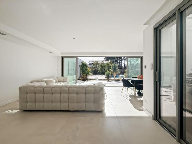 Villa - 205 m² - 5 pièces