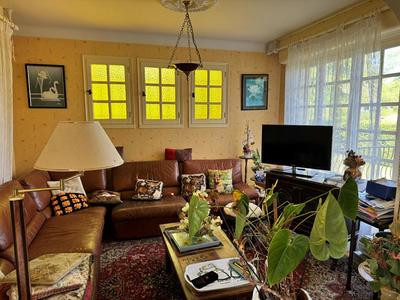 Maison - 143 m² - 5 pièces