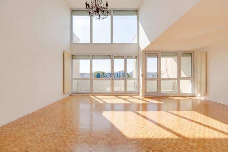 Duplex - 122 m² - 6 pièces