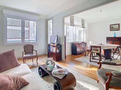 Appartement - 84 m² - 3 pièces