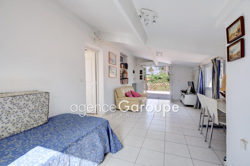 Maison - 225 m² - 6 pièces