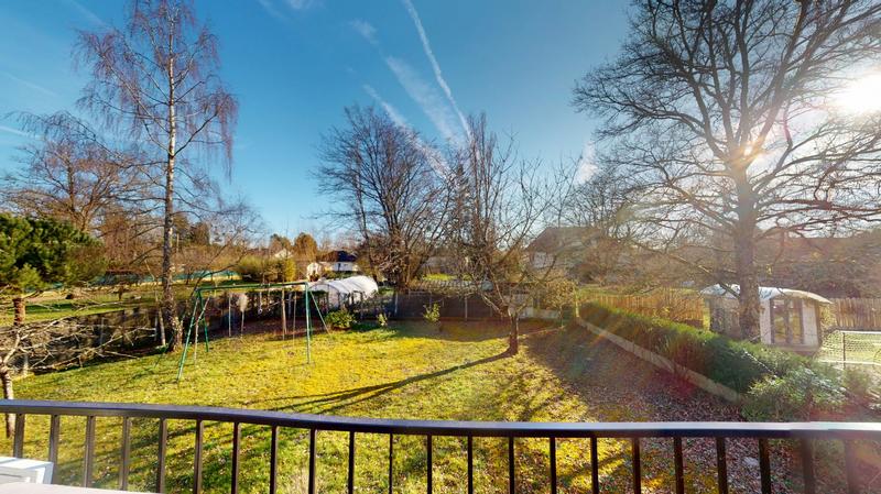 Maison traditionnelle - 195 m² - 7 pièces