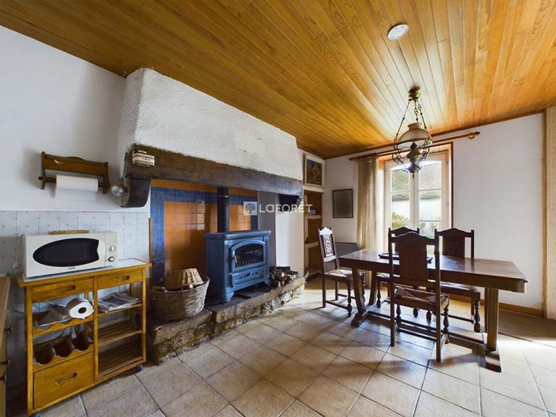 Corps de ferme - 178 m² - 8 pièces