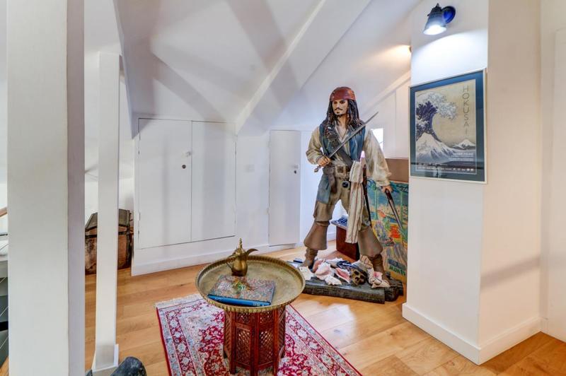 Loft - 104 m² - 3 pièces