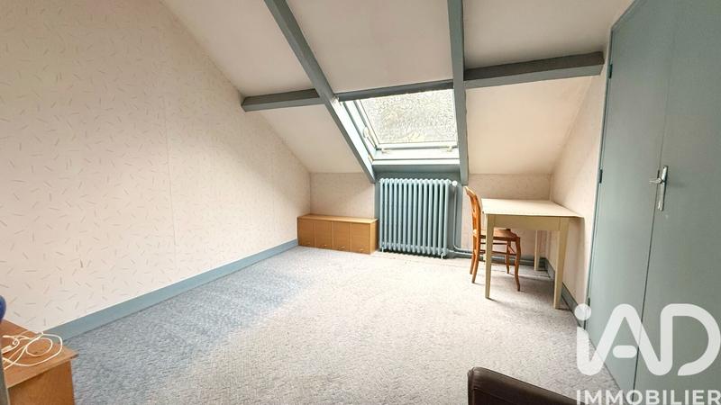 Maison - 200 m² - 8 pièces