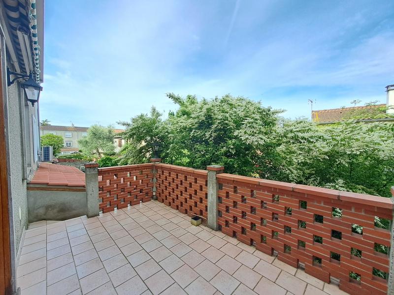 Maison - 98 m² - 6 pièces