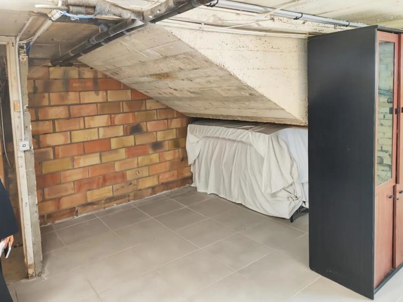 Appartement - 98 m² - 8 pièces