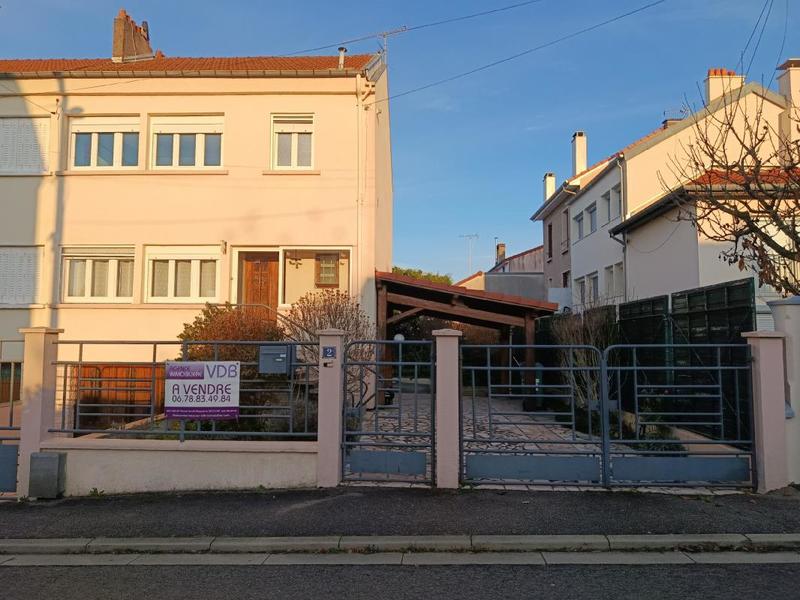 Maison - 138 m² - 5 pièces