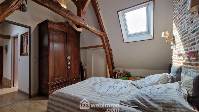 Maison - 210 m² - 6 pièces