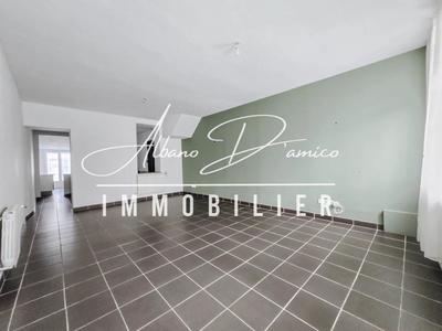 Maison - 72 m² - 6 pièces