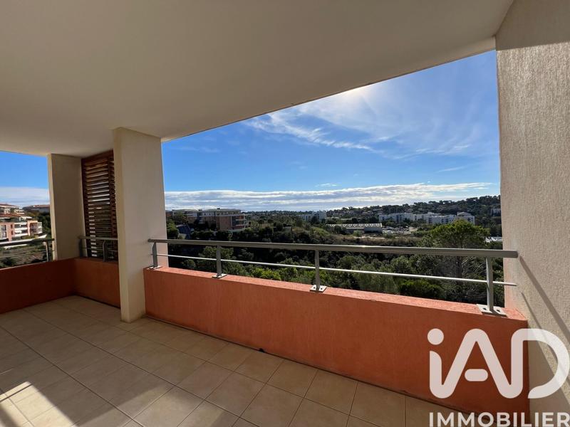 Appartement - 76 m² - 3 pièces