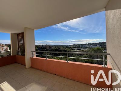 Appartement - 76 m² - 3 pièces