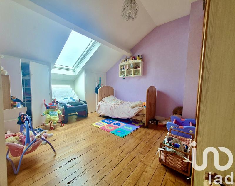 Maison - 175 m² - 8 pièces