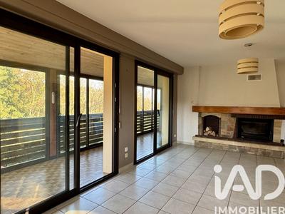 Appartement - 102 m² - 5 pièces