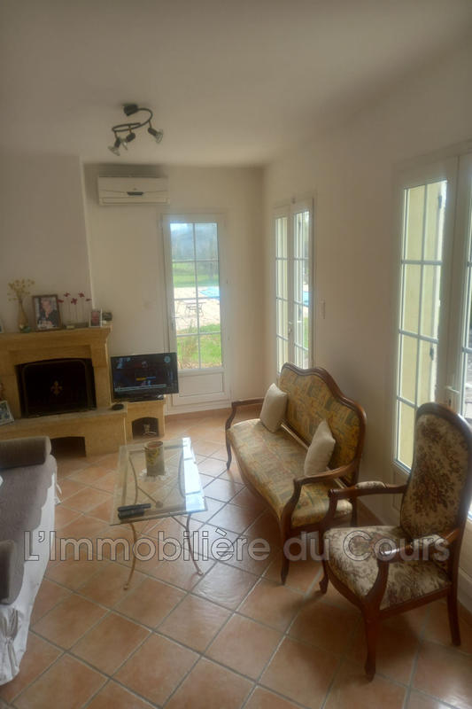 Propriété - 115 m² - 4 pièces