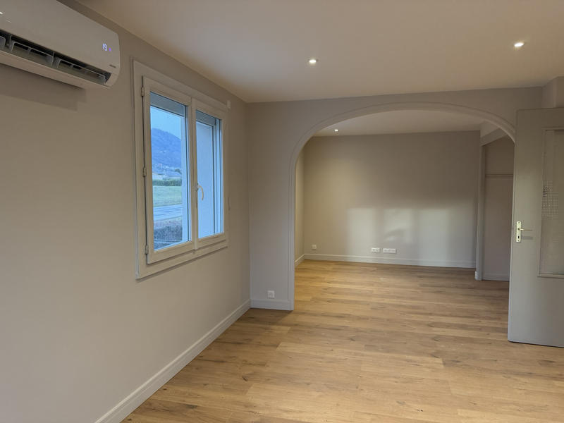 Appartement - 98 m² - 4 pièces