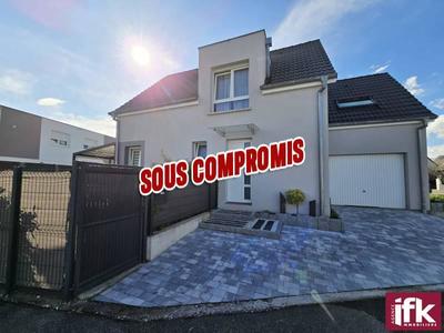 Maison - 105 m² - 5 pièces