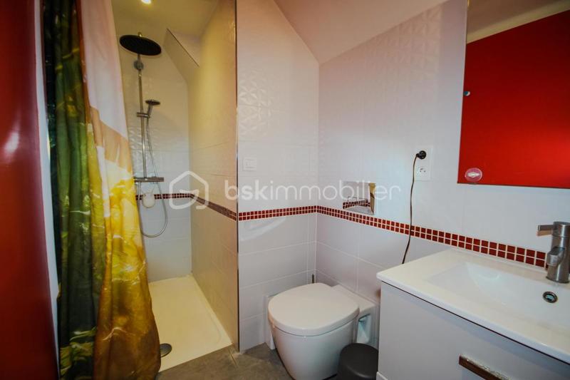 Maison - 150 m² - 8 pièces