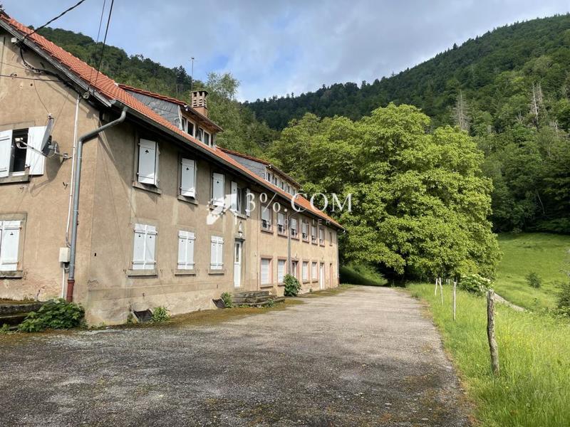 Maison - 630 m² - 25 pièces