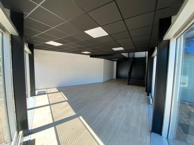 Bureau - 214 m²