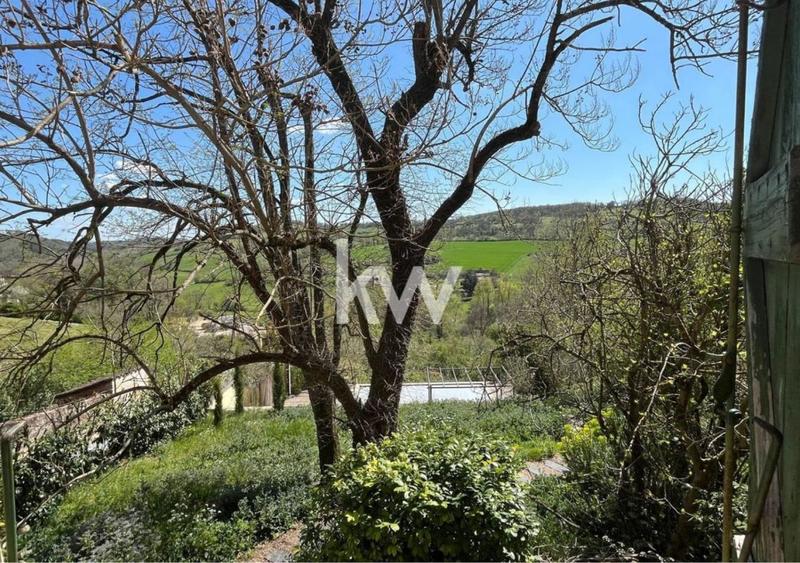 Maison de village - 200 m² - 8 pièces