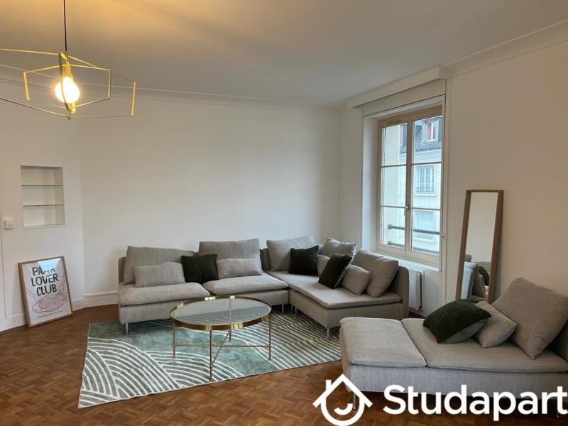 Chambre - 12 m² - 1 pièce