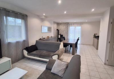 Maison - 87 m² - 5 pièces